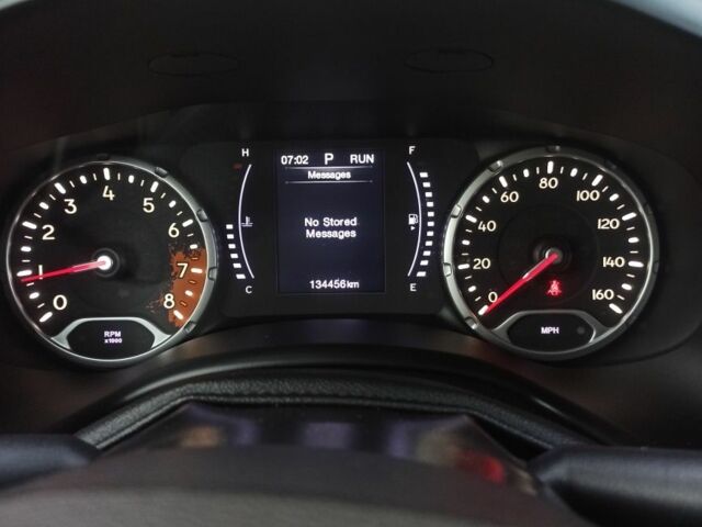 Серый Джип Другая, объемом двигателя 2.4 л и пробегом 139 тыс. км за 15200 $, фото 4 на Automoto.ua