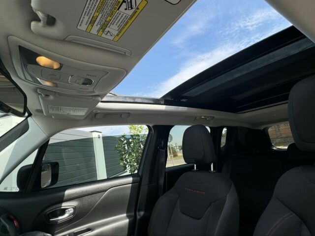 Серый Джип Другая, объемом двигателя 2.4 л и пробегом 147 тыс. км за 15500 $, фото 8 на Automoto.ua