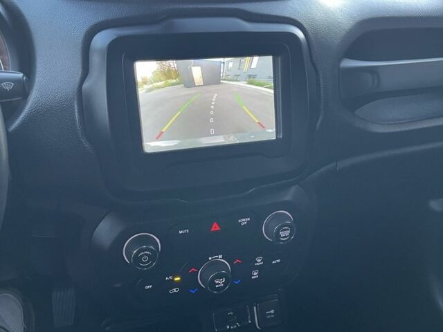 Сірий Джип Інша, об'ємом двигуна 2.4 л та пробігом 80 тис. км за 10900 $, фото 9 на Automoto.ua