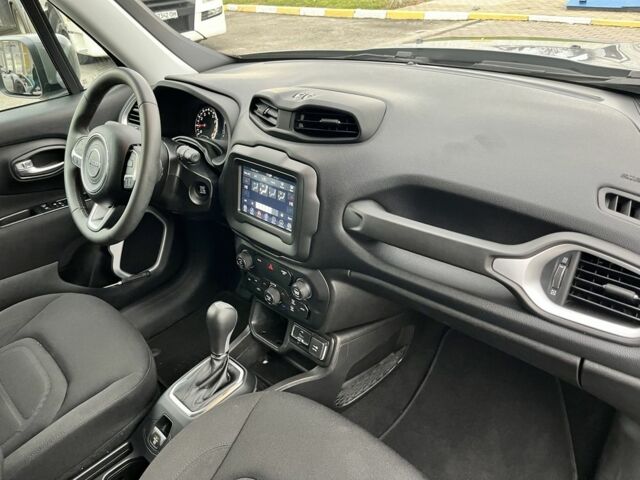 Сірий Джип Інша, об'ємом двигуна 2.4 л та пробігом 58 тис. км за 16500 $, фото 16 на Automoto.ua