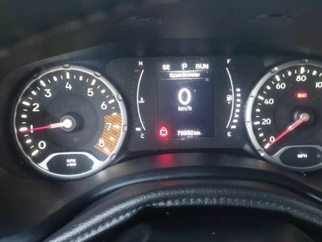 Серый Джип Другая, объемом двигателя 2.4 л и пробегом 80 тыс. км за 14000 $, фото 9 на Automoto.ua