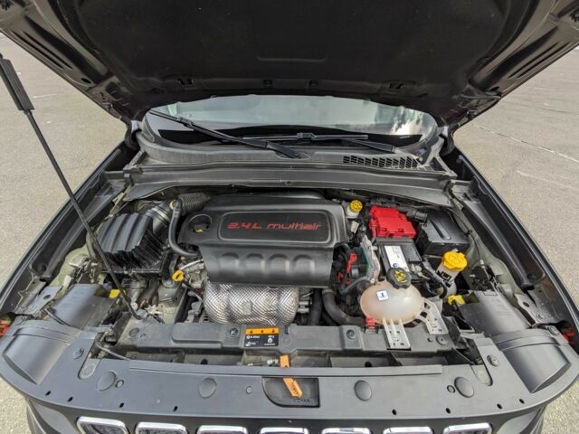 Серый Джип Другая, объемом двигателя 0.24 л и пробегом 86 тыс. км за 16300 $, фото 12 на Automoto.ua