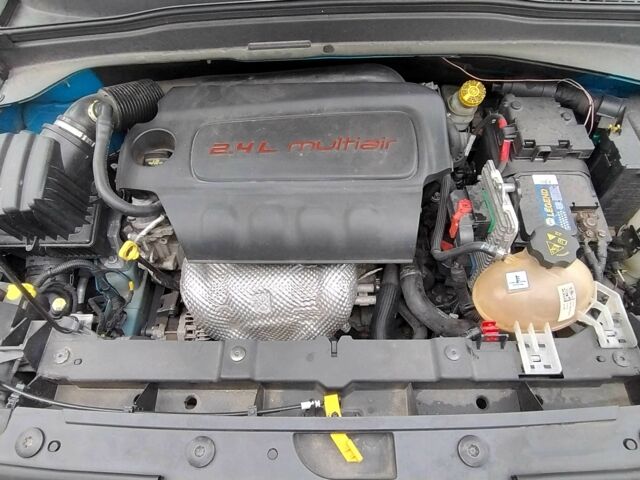 Синий Джип Другая, объемом двигателя 2.4 л и пробегом 223 тыс. км за 12200 $, фото 6 на Automoto.ua