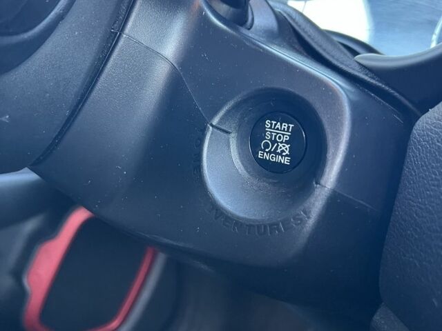 Синий Джип Другая, объемом двигателя 2.4 л и пробегом 54 тыс. км за 14300 $, фото 19 на Automoto.ua