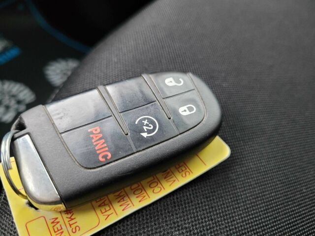 Синій Джип Інша, об'ємом двигуна 2.4 л та пробігом 249 тис. км за 10650 $, фото 16 на Automoto.ua