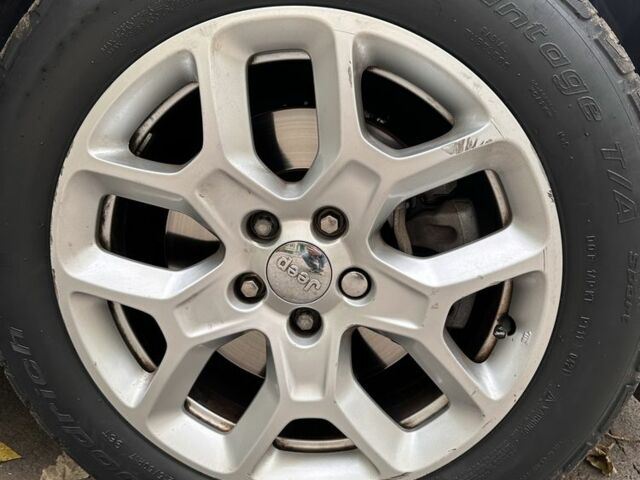 Синий Джип Другая, объемом двигателя 2.4 л и пробегом 103 тыс. км за 12700 $, фото 21 на Automoto.ua