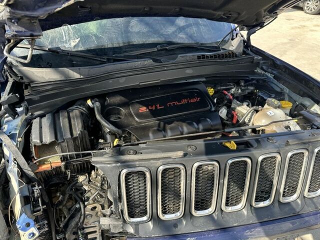 Синий Джип Другая, объемом двигателя 2.4 л и пробегом 41 тыс. км за 4600 $, фото 1 на Automoto.ua