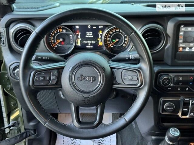 Зелений Джип Інша, об'ємом двигуна 3 л та пробігом 32 тис. км за 67000 $, фото 15 на Automoto.ua