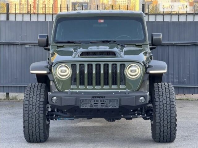 Зелений Джип Інша, об'ємом двигуна 3 л та пробігом 32 тис. км за 67000 $, фото 1 на Automoto.ua