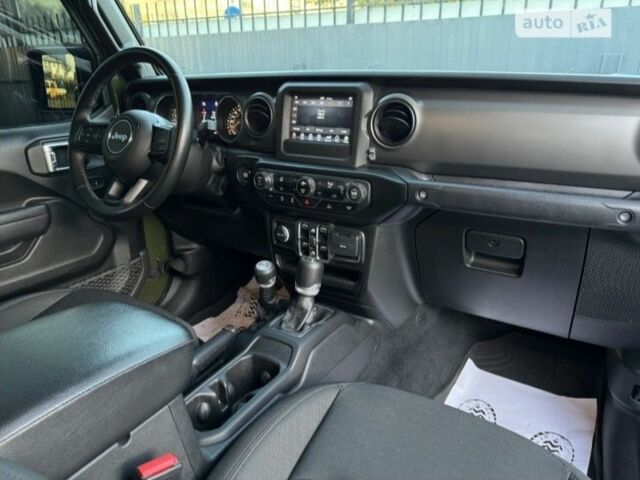 Зелений Джип Інша, об'ємом двигуна 3 л та пробігом 32 тис. км за 67000 $, фото 20 на Automoto.ua