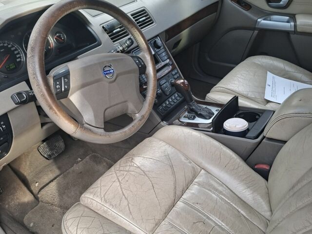 Зеленый Джип Другая, объемом двигателя 0 л и пробегом 300 тыс. км за 5300 $, фото 7 на Automoto.ua