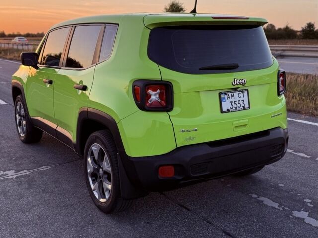 Зеленый Джип Другая, объемом двигателя 2.4 л и пробегом 161 тыс. км за 12700 $, фото 2 на Automoto.ua