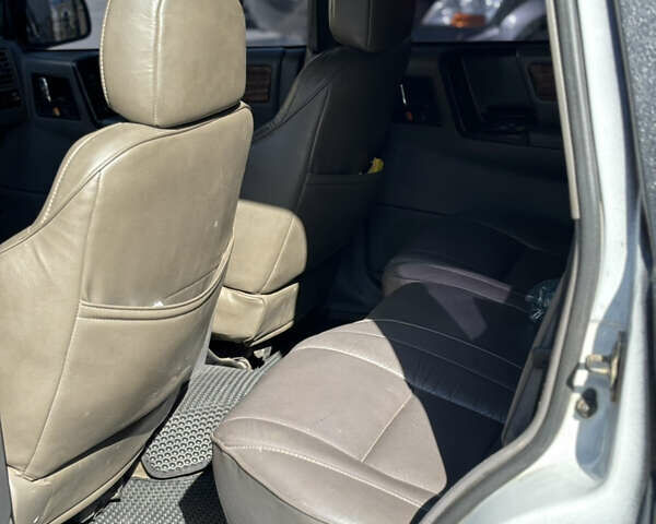 Белый Джип Гранд Чероки, объемом двигателя 3.96 л и пробегом 270 тыс. км за 6800 $, фото 22 на Automoto.ua