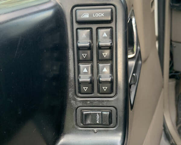 Білий Джип Grand Cherokee, об'ємом двигуна 5.2 л та пробігом 260 тис. км за 6500 $, фото 15 на Automoto.ua