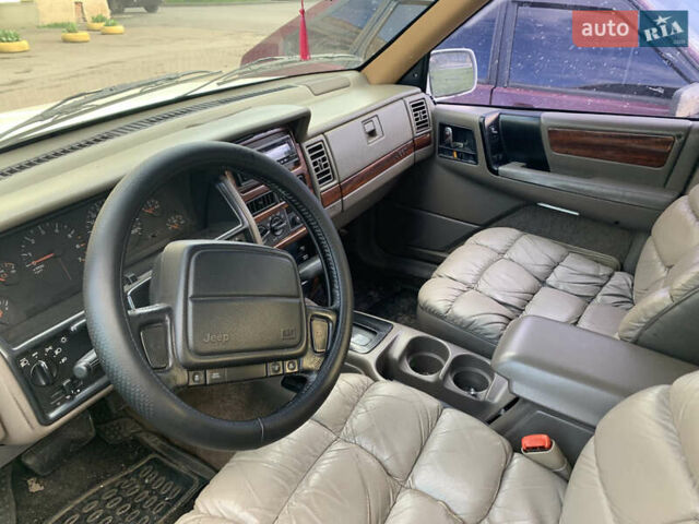 Білий Джип Grand Cherokee, об'ємом двигуна 5.2 л та пробігом 260 тис. км за 6500 $, фото 7 на Automoto.ua