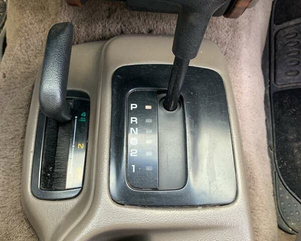 Білий Джип Grand Cherokee, об'ємом двигуна 5.2 л та пробігом 260 тис. км за 6500 $, фото 11 на Automoto.ua