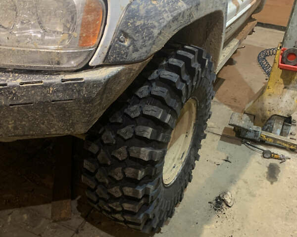 Білий Джип Grand Cherokee, об'ємом двигуна 4.7 л та пробігом 245 тис. км за 12500 $, фото 15 на Automoto.ua