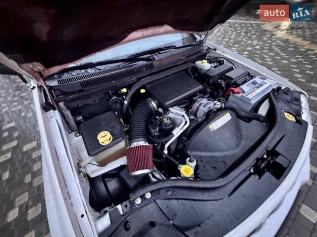 Белый Джип Гранд Чероки, объемом двигателя 4.7 л и пробегом 228 тыс. км за 7400 $, фото 81 на Automoto.ua