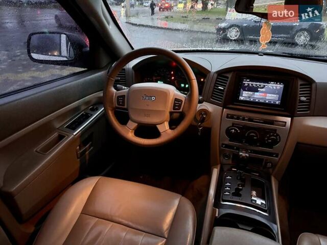 Белый Джип Гранд Чероки, объемом двигателя 4.7 л и пробегом 228 тыс. км за 7400 $, фото 74 на Automoto.ua