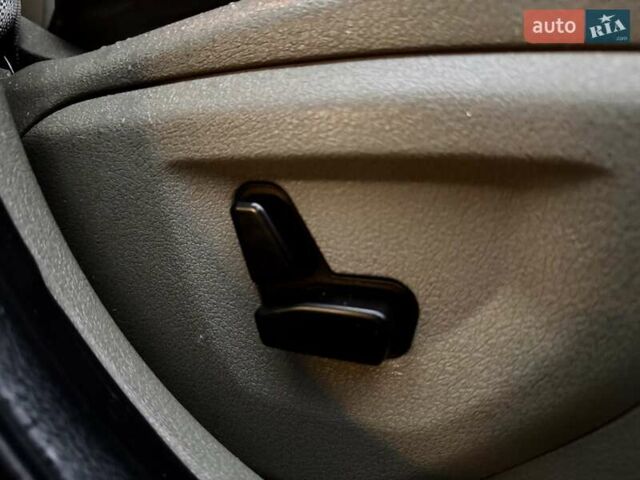 Белый Джип Гранд Чероки, объемом двигателя 4.7 л и пробегом 228 тыс. км за 7400 $, фото 47 на Automoto.ua