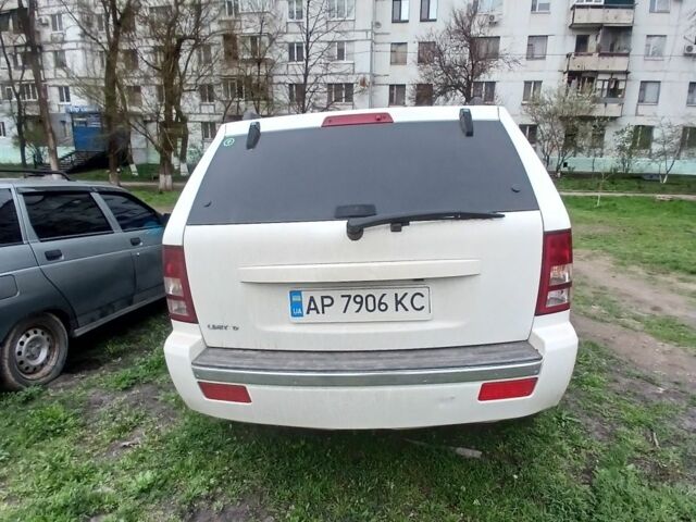 Белый Джип Гранд Чероки, объемом двигателя 3 л и пробегом 398 тыс. км за 6999 $, фото 6 на Automoto.ua