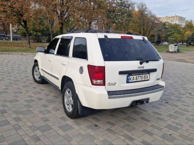 Джип Grand Cherokee 2008 у Дніпро (Дніпропетровську) на Automoto.ua Білий Джип Grand Cherokee, об'ємом двигуна 3 л та пробігом 230 тис. км за 9641 $, фото 3 на Automoto.ua