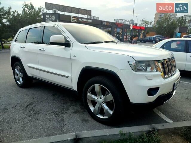 Білий Джип Grand Cherokee, об'ємом двигуна 3 л та пробігом 285 тис. км за 12900 $, фото 33 на Automoto.ua