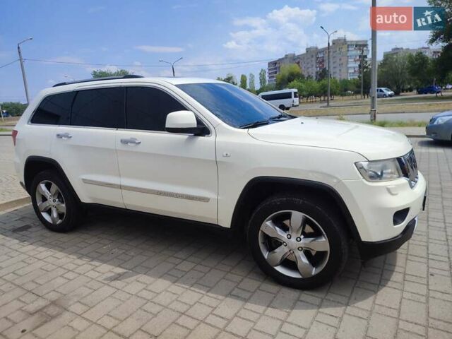 Білий Джип Grand Cherokee, об'ємом двигуна 3 л та пробігом 285 тис. км за 12900 $, фото 18 на Automoto.ua