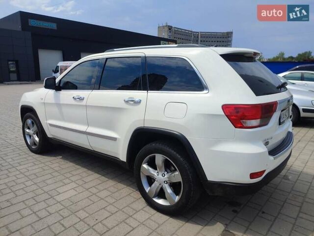 Білий Джип Grand Cherokee, об'ємом двигуна 3 л та пробігом 285 тис. км за 13350 $, фото 17 на Automoto.ua