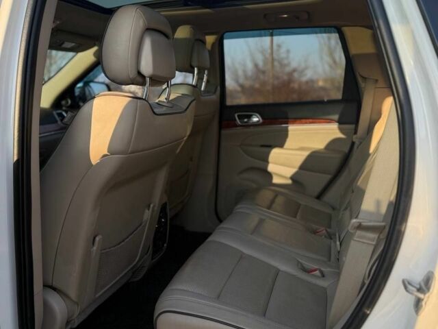 Белый Джип Гранд Чероки, объемом двигателя 3.6 л и пробегом 263 тыс. км за 14499 $, фото 5 на Automoto.ua