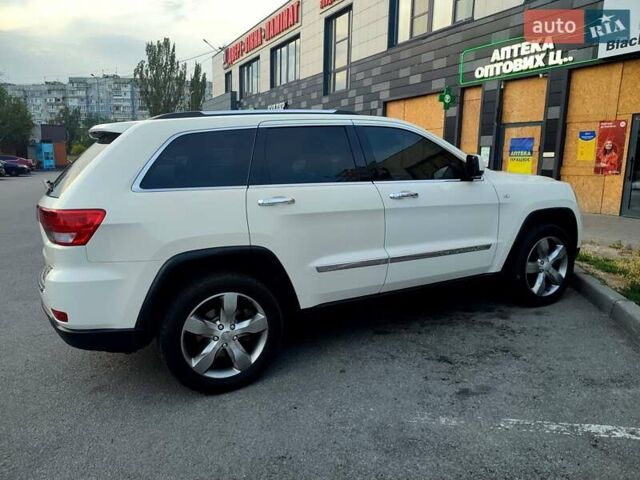 Білий Джип Grand Cherokee, об'ємом двигуна 3 л та пробігом 285 тис. км за 12900 $, фото 37 на Automoto.ua