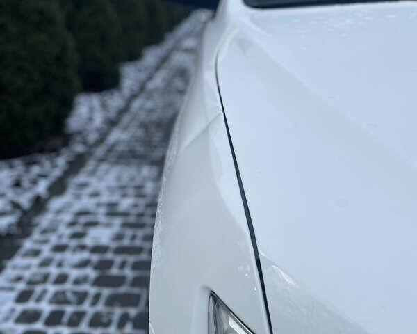 Білий Джип Grand Cherokee, об'ємом двигуна 2.99 л та пробігом 189 тис. км за 18000 $, фото 12 на Automoto.ua