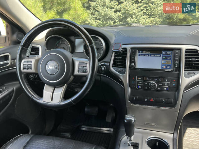 Білий Джип Grand Cherokee, об'ємом двигуна 2.99 л та пробігом 290 тис. км за 15500 $, фото 42 на Automoto.ua