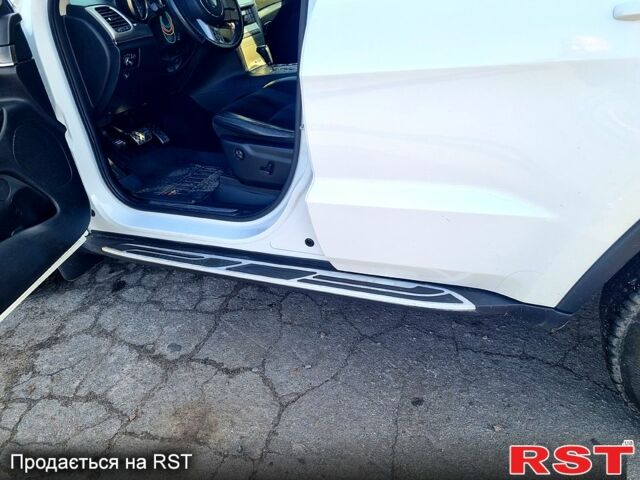 Белый Джип Гранд Чероки, объемом двигателя 3 л и пробегом 255 тыс. км за 20500 $, фото 10 на Automoto.ua