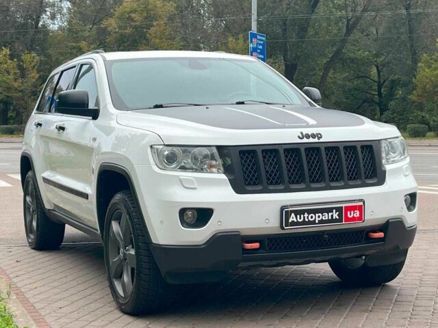 Білий Джип Grand Cherokee, об'ємом двигуна 3 л та пробігом 176 тис. км за 14990 $, фото 3 на Automoto.ua