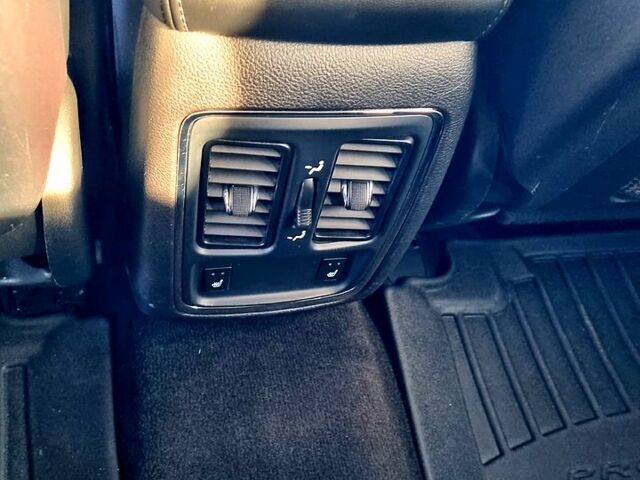 Белый Джип Гранд Чероки, объемом двигателя 3 л и пробегом 255 тыс. км за 20500 $, фото 9 на Automoto.ua