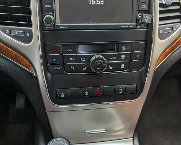 Белый Джип Гранд Чероки, объемом двигателя 2.99 л и пробегом 250 тыс. км за 18800 $, фото 14 на Automoto.ua