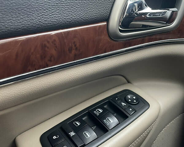 Білий Джип Grand Cherokee, об'ємом двигуна 2.99 л та пробігом 189 тис. км за 18000 $, фото 26 на Automoto.ua