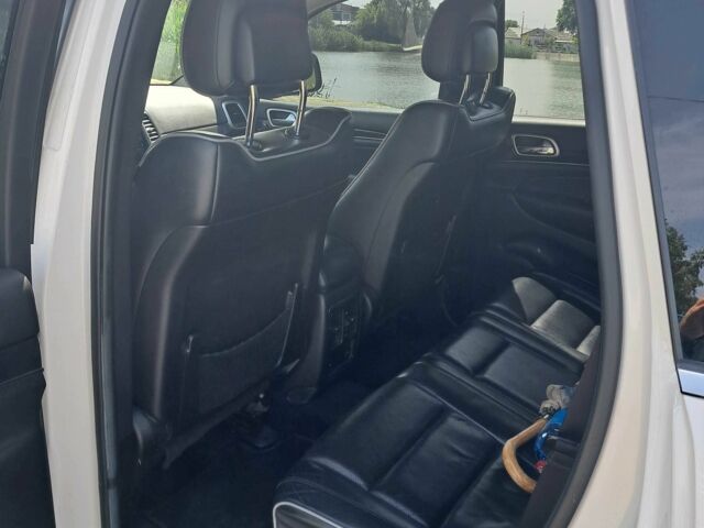 Белый Джип Гранд Чероки, объемом двигателя 3 л и пробегом 165 тыс. км за 15500 $, фото 6 на Automoto.ua