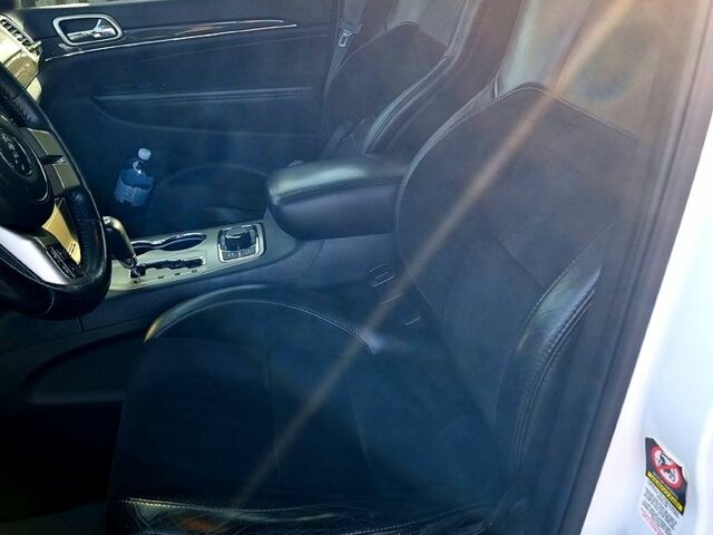 Белый Джип Гранд Чероки, объемом двигателя 3 л и пробегом 255 тыс. км за 20500 $, фото 12 на Automoto.ua