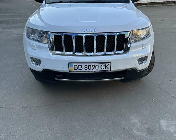 Білий Джип Grand Cherokee, об'ємом двигуна 2.99 л та пробігом 108 тис. км за 21500 $, фото 2 на Automoto.ua