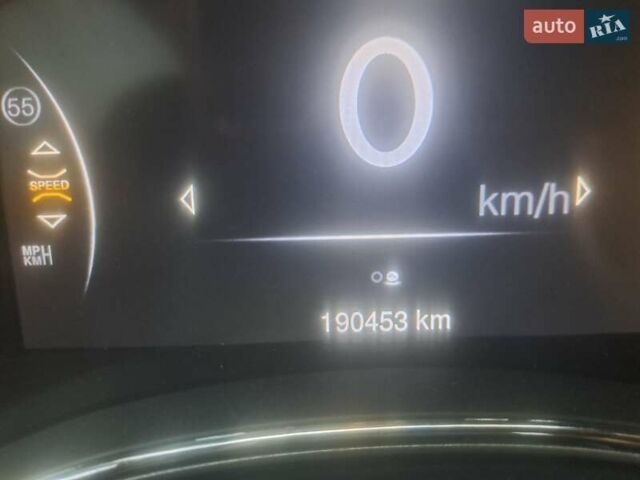 Белый Джип Гранд Чероки, объемом двигателя 2.99 л и пробегом 190 тыс. км за 19800 $, фото 5 на Automoto.ua