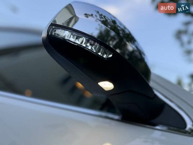 Белый Джип Гранд Чероки, объемом двигателя 3.6 л и пробегом 179 тыс. км за 18300 $, фото 16 на Automoto.ua