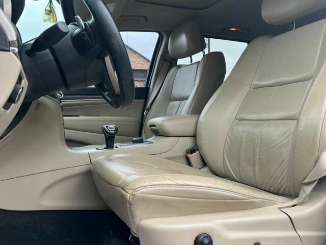 Білий Джип Grand Cherokee, об'ємом двигуна 3.6 л та пробігом 140 тис. км за 17000 $, фото 11 на Automoto.ua