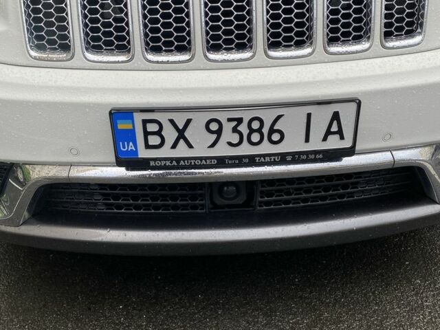 Білий Джип Grand Cherokee, об'ємом двигуна 3 л та пробігом 251 тис. км за 17000 $, фото 4 на Automoto.ua