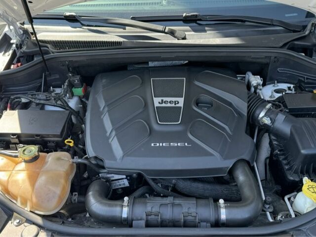 Білий Джип Grand Cherokee, об'ємом двигуна 3 л та пробігом 150 тис. км за 18600 $, фото 6 на Automoto.ua