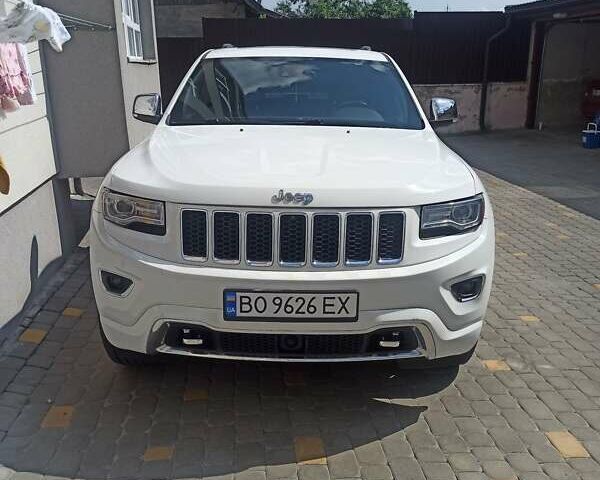 Білий Джип Grand Cherokee, об'ємом двигуна 2.99 л та пробігом 237 тис. км за 17900 $, фото 1 на Automoto.ua