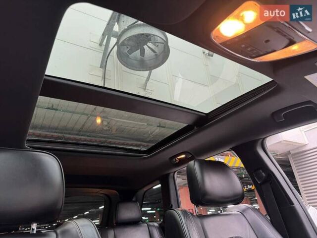 Білий Джип Grand Cherokee, об'ємом двигуна 2.99 л та пробігом 261 тис. км за 18990 $, фото 13 на Automoto.ua