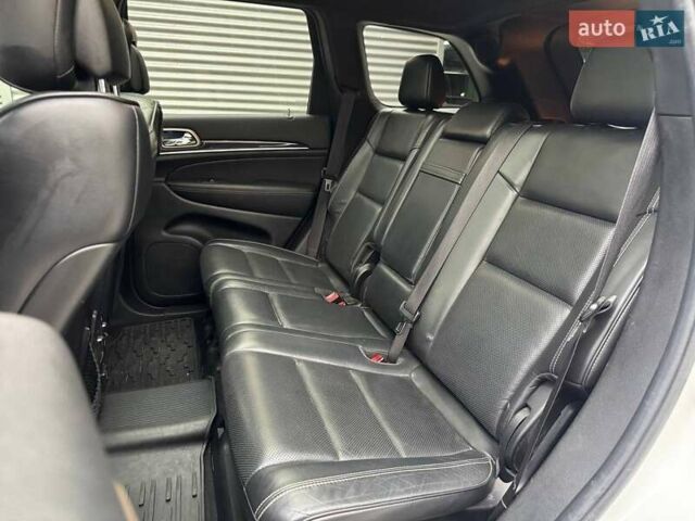 Білий Джип Grand Cherokee, об'ємом двигуна 2.99 л та пробігом 261 тис. км за 18990 $, фото 10 на Automoto.ua