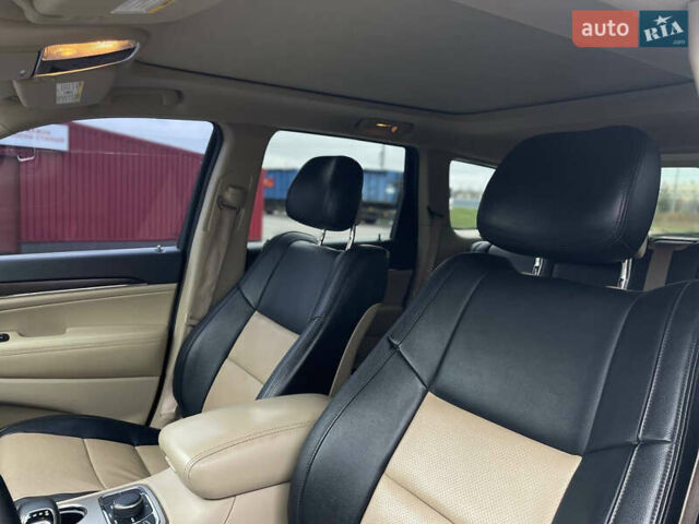 Белый Джип Гранд Чероки, объемом двигателя 2.99 л и пробегом 232 тыс. км за 18500 $, фото 10 на Automoto.ua